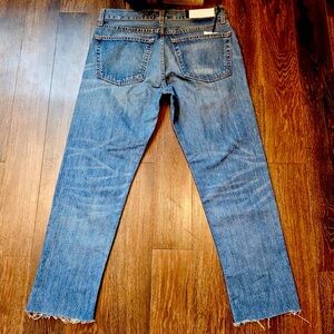 RE/DONE Levi's Jeans Blue Mid Rise Relaxed
Crop Leg Button Fly Jean 26 NWT